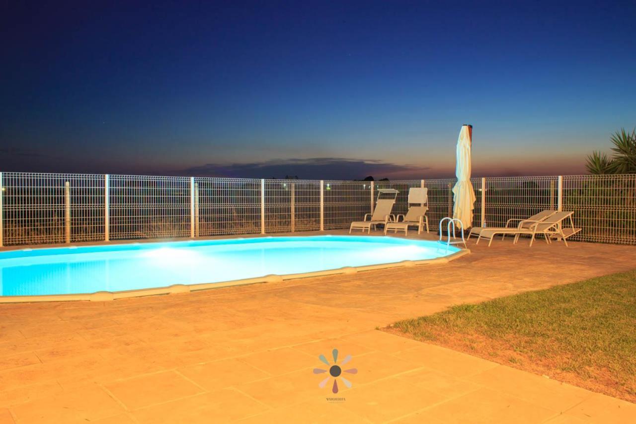 Agriturismo Tenuta Margherita Torre Lapillo Luaran gambar